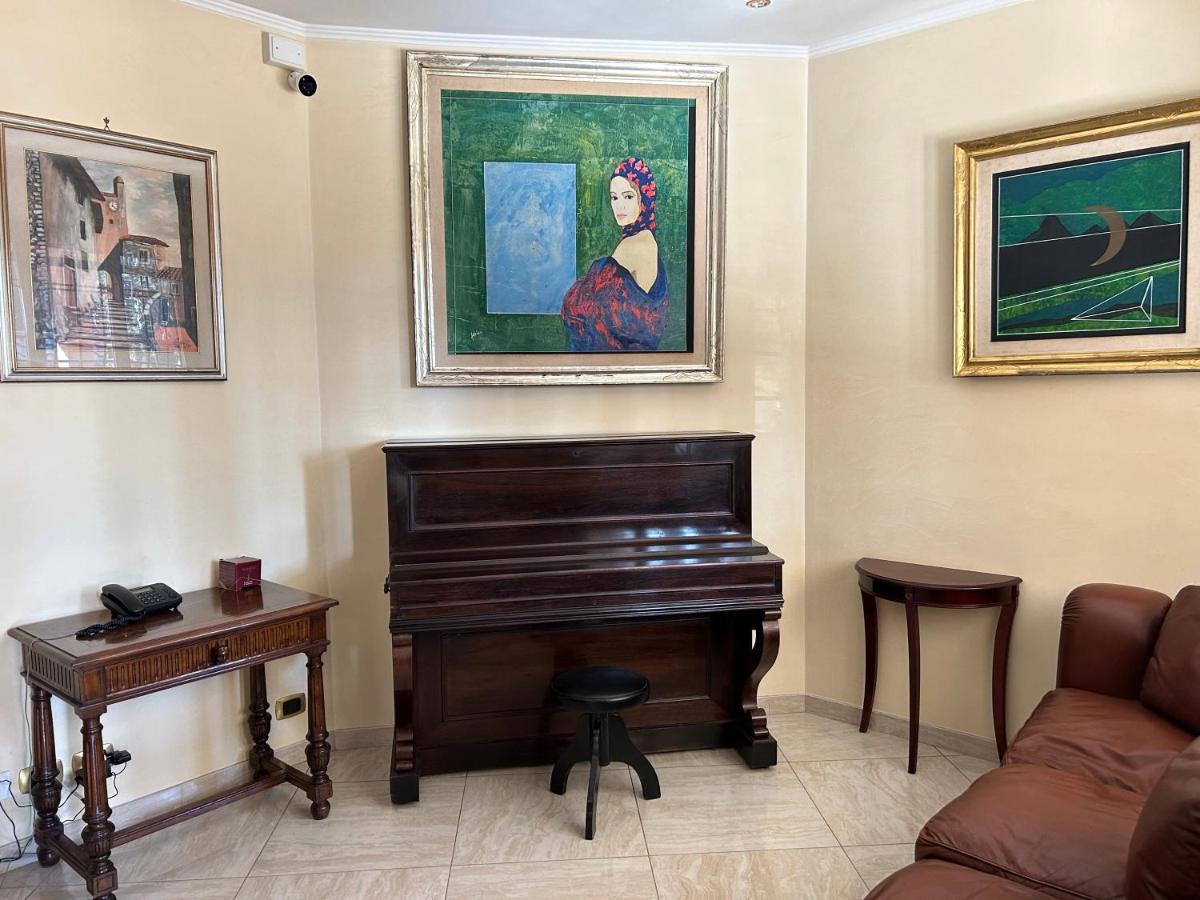 רומא Villa Visconti - Anagnina By Ghor מראה חיצוני תמונה