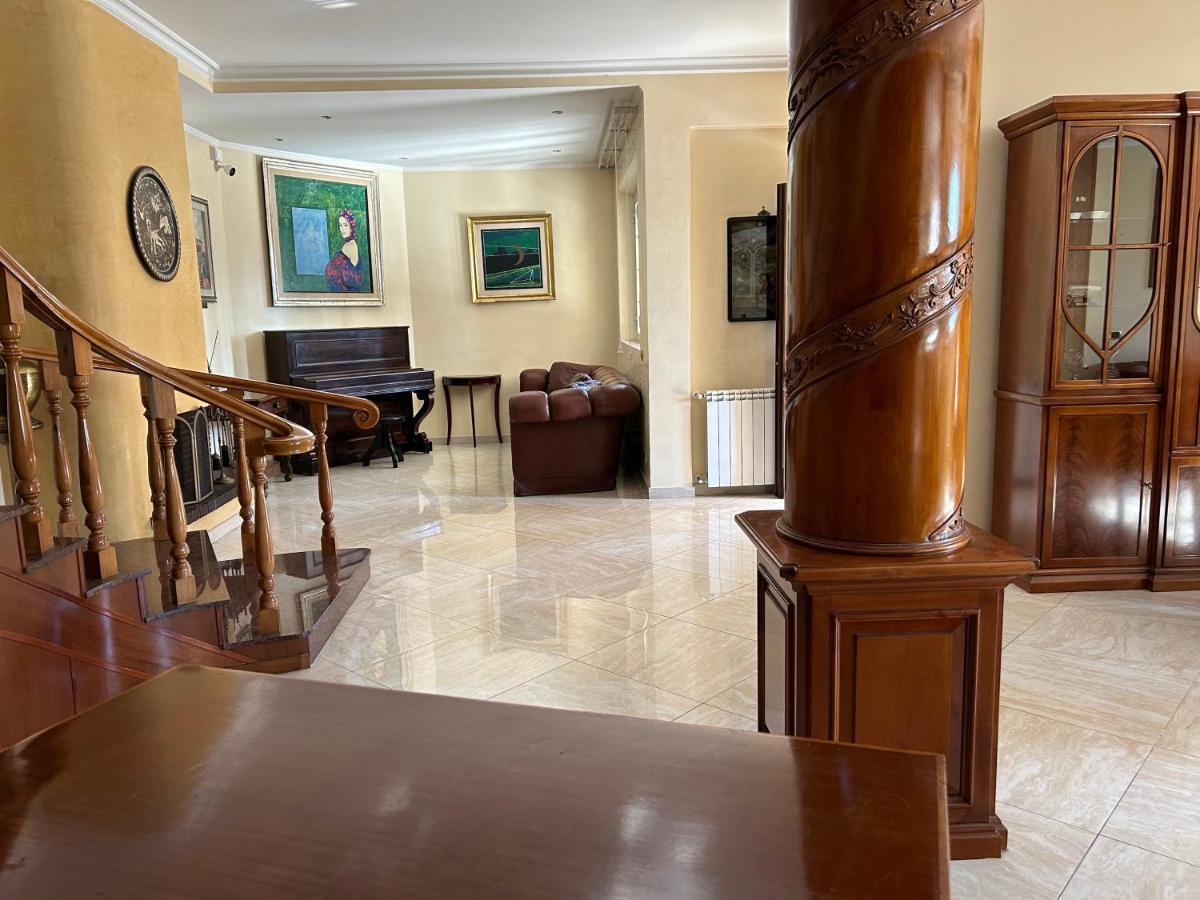 רומא Villa Visconti - Anagnina By Ghor מראה חיצוני תמונה